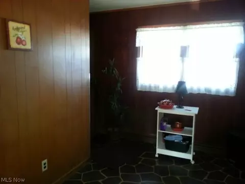 1042 Union Ave, Ashtabula, OH 44004 photo 5