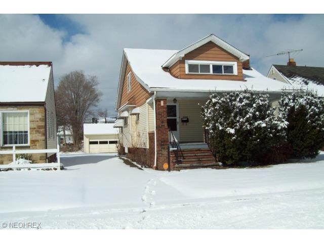 5144 Thomas St, Maple Heights, OH 44137 photo 1