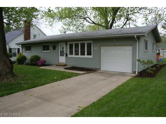 1024 Hale Ave, Ashland, OH 44805 photo 1
