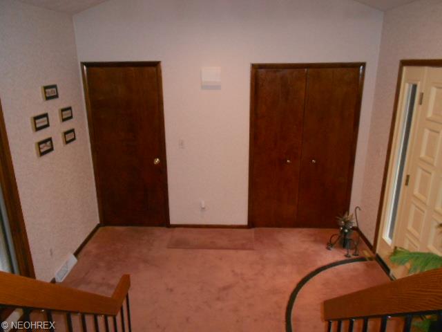 1842 Orchard Dr, Akron, OH 44333 photo 11