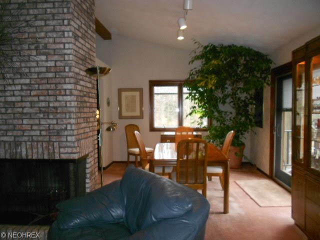 1842 Orchard Dr, Akron, OH 44333 photo 12