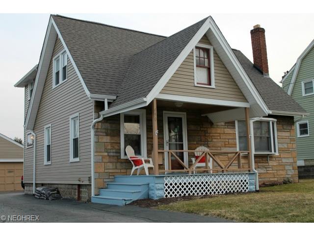 490 Maplewood Ave, Struthers, OH 44471 photo 1