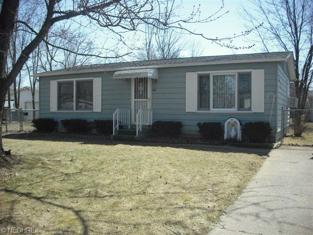 452 Stable Dr, Lagrange, OH 44050 photo 1