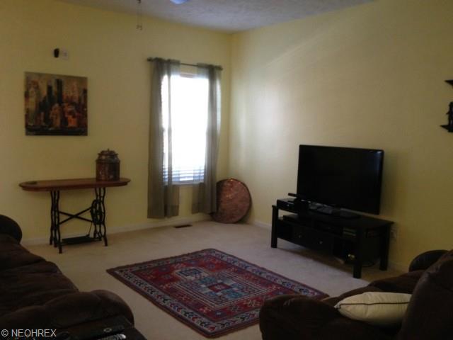 9276 Wellspring Ave NW, North Canton, OH 44720 photo 1
