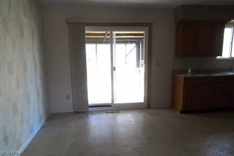 2869 Progress Park Dr, Stow, OH 44224 photo 4