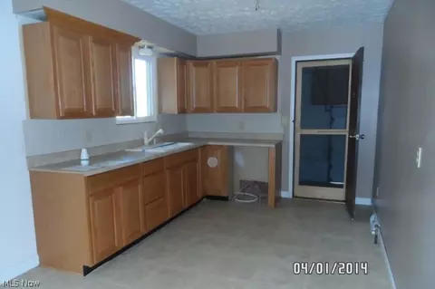 2869 Progress Park Dr, Stow, OH 44224 photo 5
