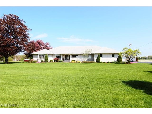 8176 W Ridge Rd, Elyria, OH 44035 photo 1