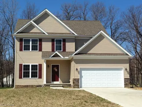 8121 Munson Rd, Mentor, OH 44060 photo 1
