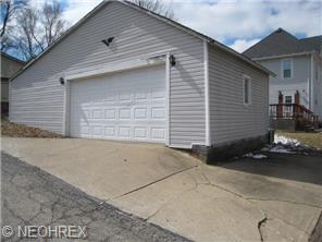 315 Sharp St, Ashland, OH 44805 photo 1