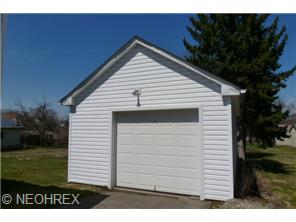 42 John St, Struthers, OH 44471 photo 1