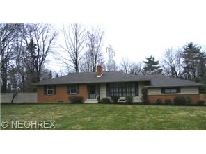 387 Cranberry Run Dr, Youngstown, OH 44512 photo 1