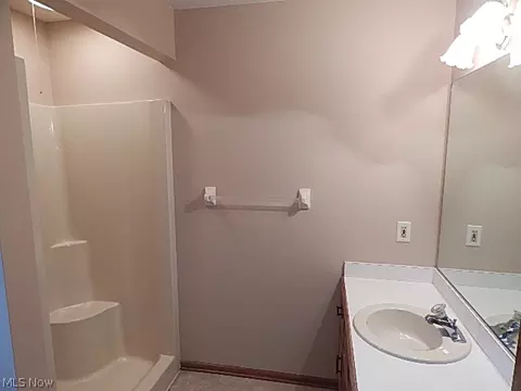 3033 Ethan, Brunswick, OH 44212 photo 14