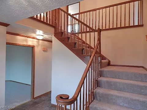 3033 Ethan, Brunswick, OH 44212 photo 2