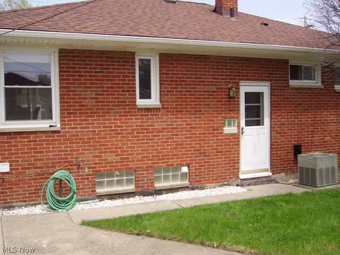 31606 Royalview Dr, Willowick, OH 44095 photo 20