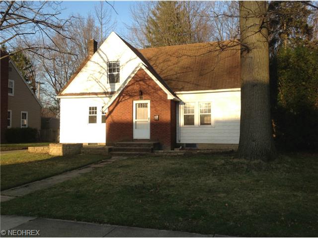 347 Crestwood Ave, Wadsworth, OH 44281 photo 1