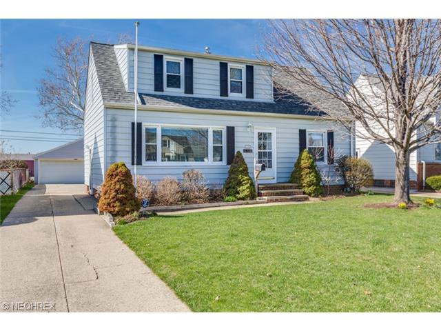 30421 Fairway Blvd, Eastlake, OH 44095 photo 1