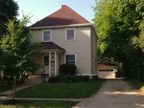 327 E Grant St, Kent, OH 44240 photo 1