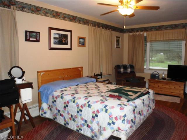 109 Berkley Rd, Elyria, OH 44035 photo 1