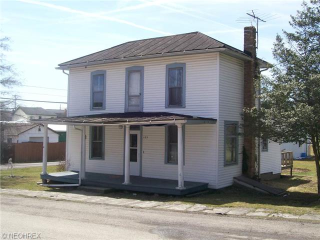105 Pine St, Freeport, OH 43973 photo 1