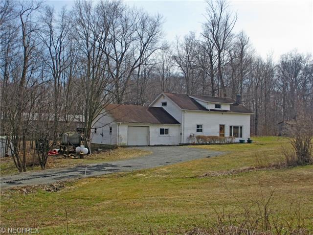 16733 Farmington Rd, West Farmington, OH 44491 photo 1