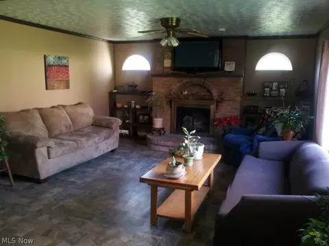 3218 Orchard Rd, Ashtabula, OH 44004 photo 4