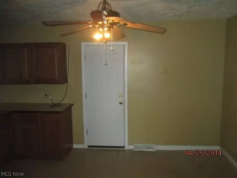 212 E 33rd St, Lorain, OH 44055 photo 8