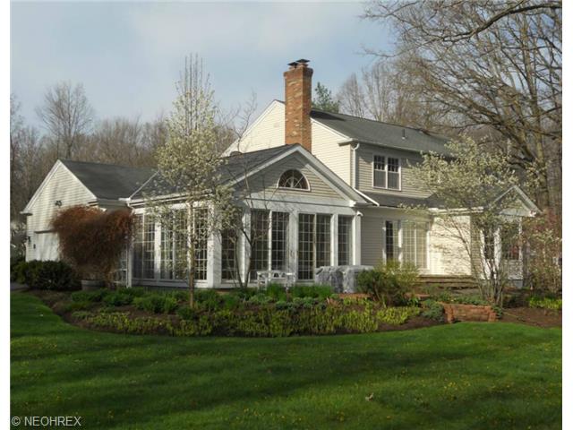 128 Countryside Dr, Chagrin Falls, OH 44022 photo 1