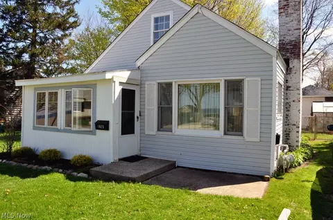 1023 Beachview Rd, Willoughby, OH 44094 photo 13