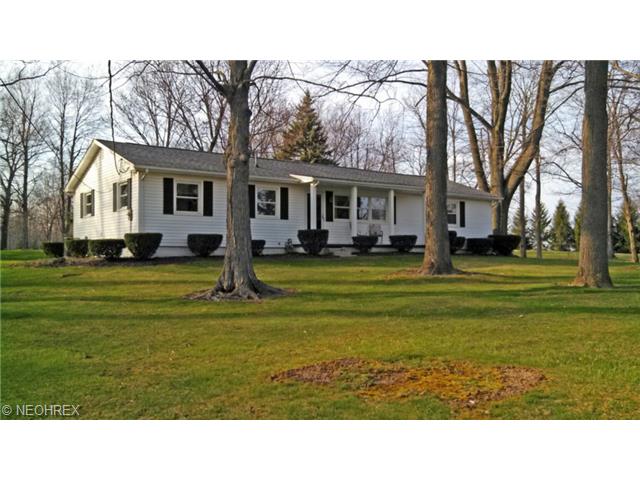 8125 Columbus Rd, Louisville, OH 44641 photo 1