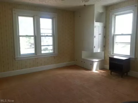 1940 E 44th St, Ashtabula, OH 44004 photo 8