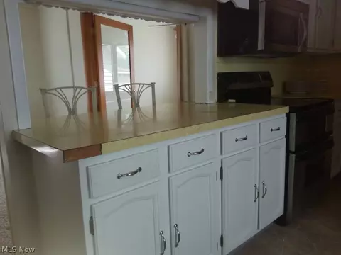 1940 E 44th St, Ashtabula, OH 44004 photo 10