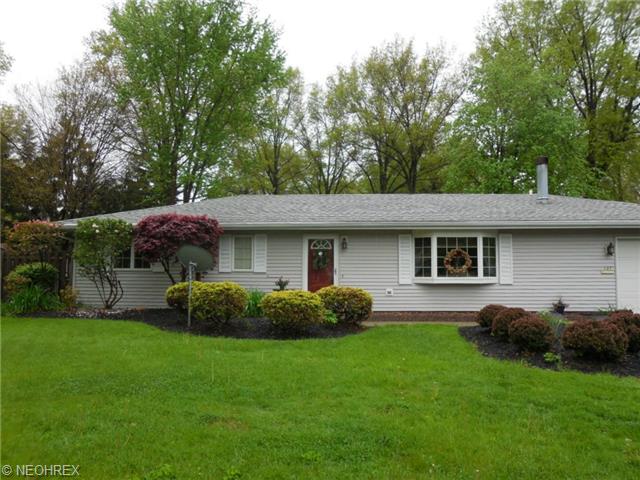 127 Harrow Ln, Youngstown, OH 44511 photo 1