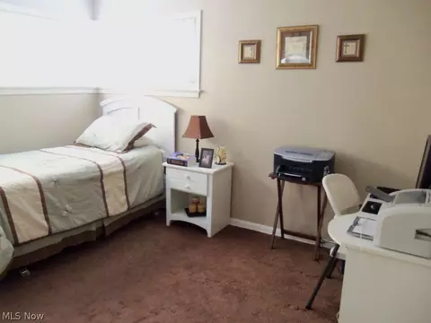 331 Woodmere Dr, Willowick, OH 44095 photo 8