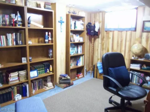 331 Woodmere Dr, Willowick, OH 44095 photo 3