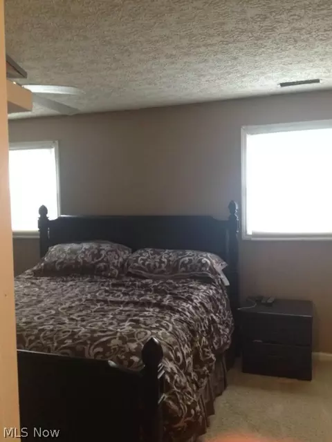 368 Naples Dr, Elyria, OH 44035 photo 17