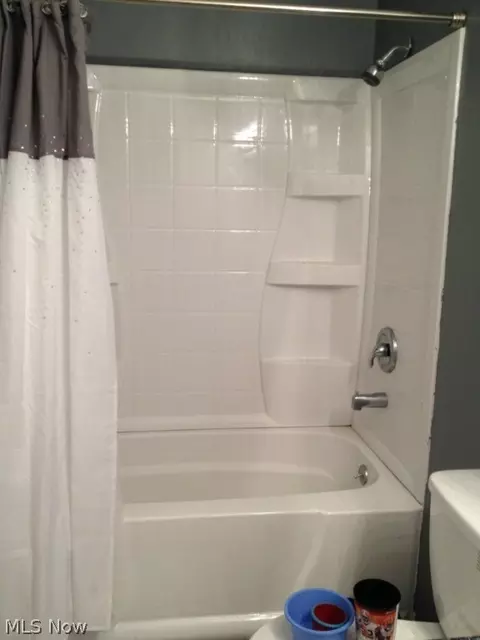 368 Naples Dr, Elyria, OH 44035 photo 10