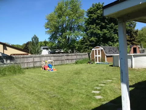 368 Naples Dr, Elyria, OH 44035 photo 25