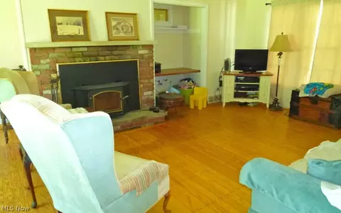 9740 Mayfield Rd, Munson, OH 44026 photo 9