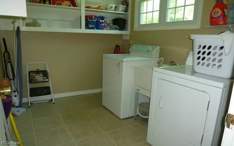 9740 Mayfield Rd, Munson, OH 44026 photo 17