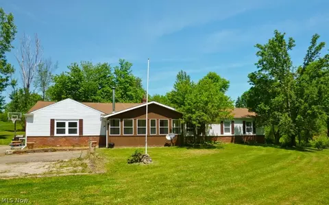 9740 Mayfield Rd, Munson, OH 44026 photo 1