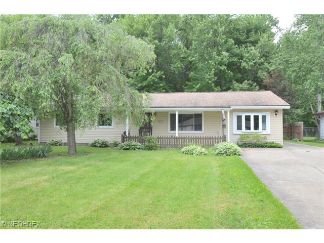 601 Pierce Dr, Youngstown, OH 44511 photo 1