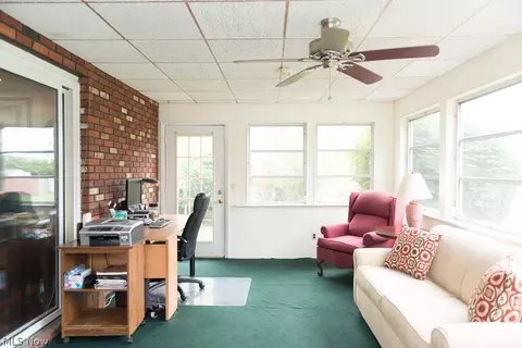 366 Crestview Dr, Elyria, OH 44035 photo 21