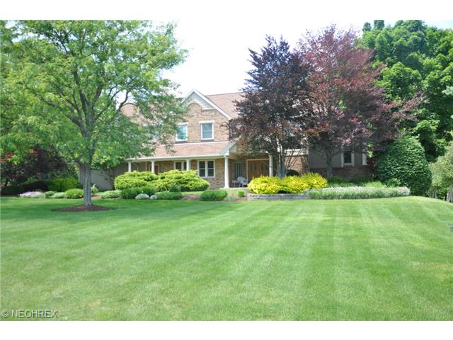 3665 Sanctuary Dr, Akron, OH 44333 photo 1