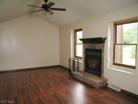 200 Parklane Dr, Lagrange, OH 44050 photo 6