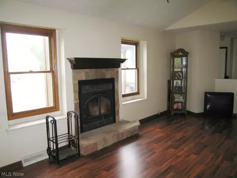 200 Parklane Dr, Lagrange, OH 44050 photo 7