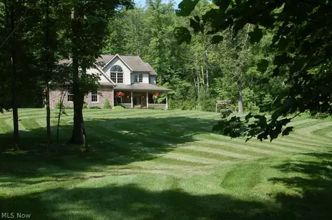 2456 Pyle Rd NW, Dover, OH 44622 photo 2