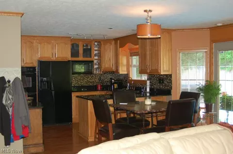 2456 Pyle Rd NW, Dover, OH 44622 photo 7