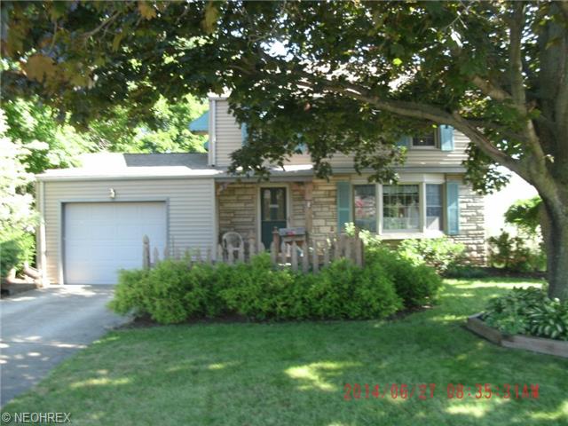 537 W Omar St, Struthers, OH 44471 photo 1