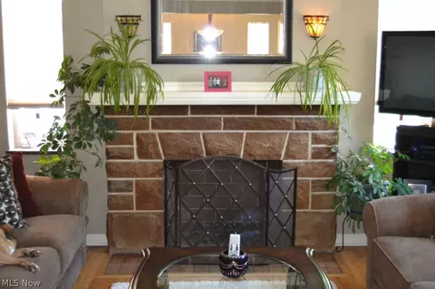 84 E 216th St, Euclid, OH 44123 photo 5