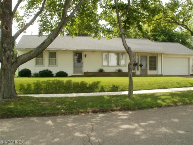 205 Union Ave, Dover, OH 44622 photo 1
